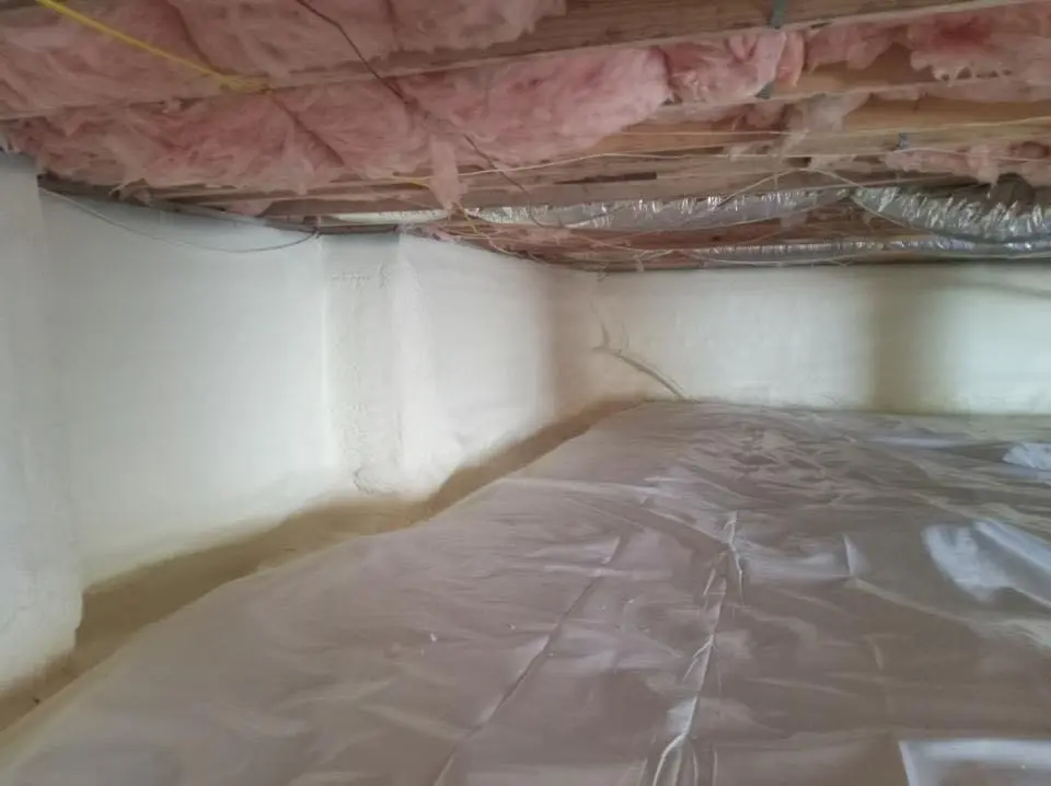 Crawl space encapsulation with closed-cell spray foam for Roof Maintenance in Laplace